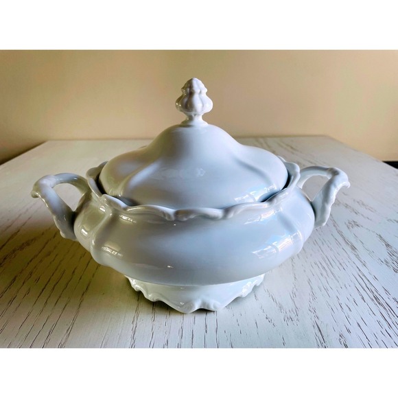 JOHANN HAVILAND BAVARIA Other - JOHANN HAVILAND BAVARIA White Porcelain Covered Vegetable Soup Tureen Dish Lid